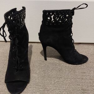 Kendall & Kylie Black Eyelet Heeled Boots